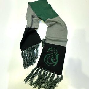 Warner Bros. Slytherin Scarf in Green and Gray
